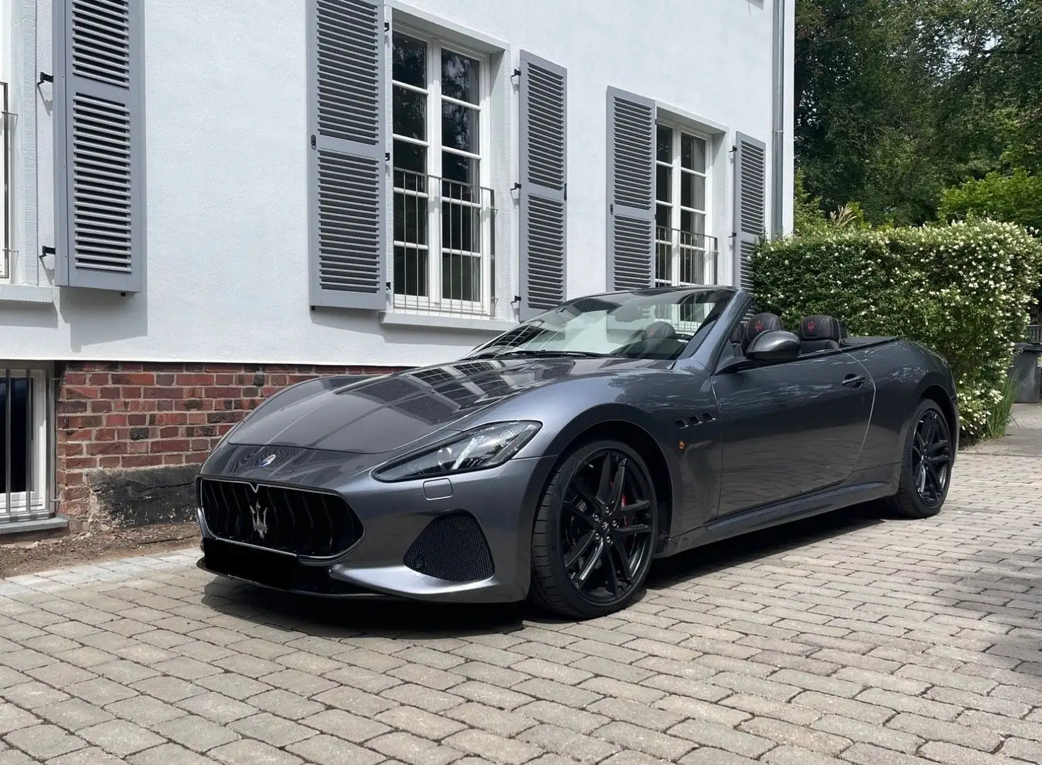 Maserati GranCabrio MC - Full Carbon Options Interior-Ext Grau - 1