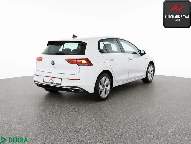 Volkswagen Golf view 5