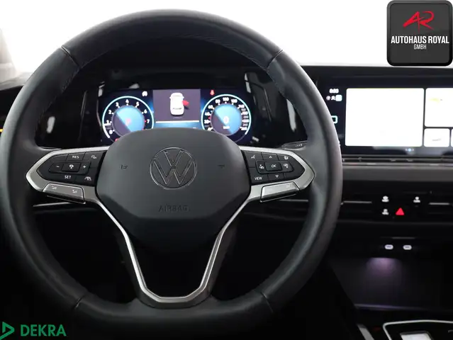 Volkswagen Golf view 15