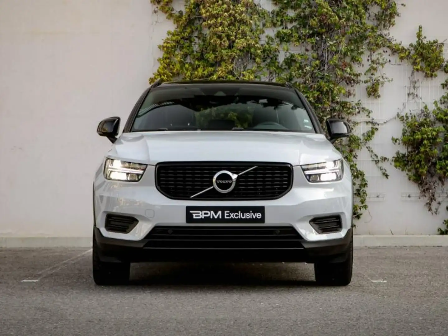 Volvo XC40 T5 Recharge 180 + 82ch Inscription Business DCT 7 Gris - 2