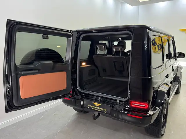 Mercedes-Benz G-Class view 24