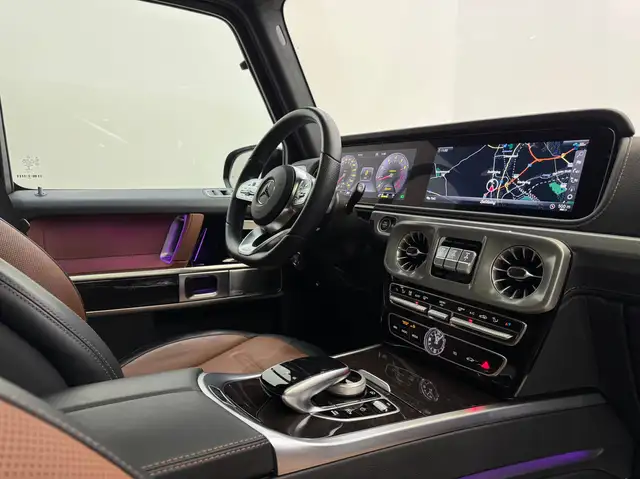 Mercedes-Benz G-Class view 18