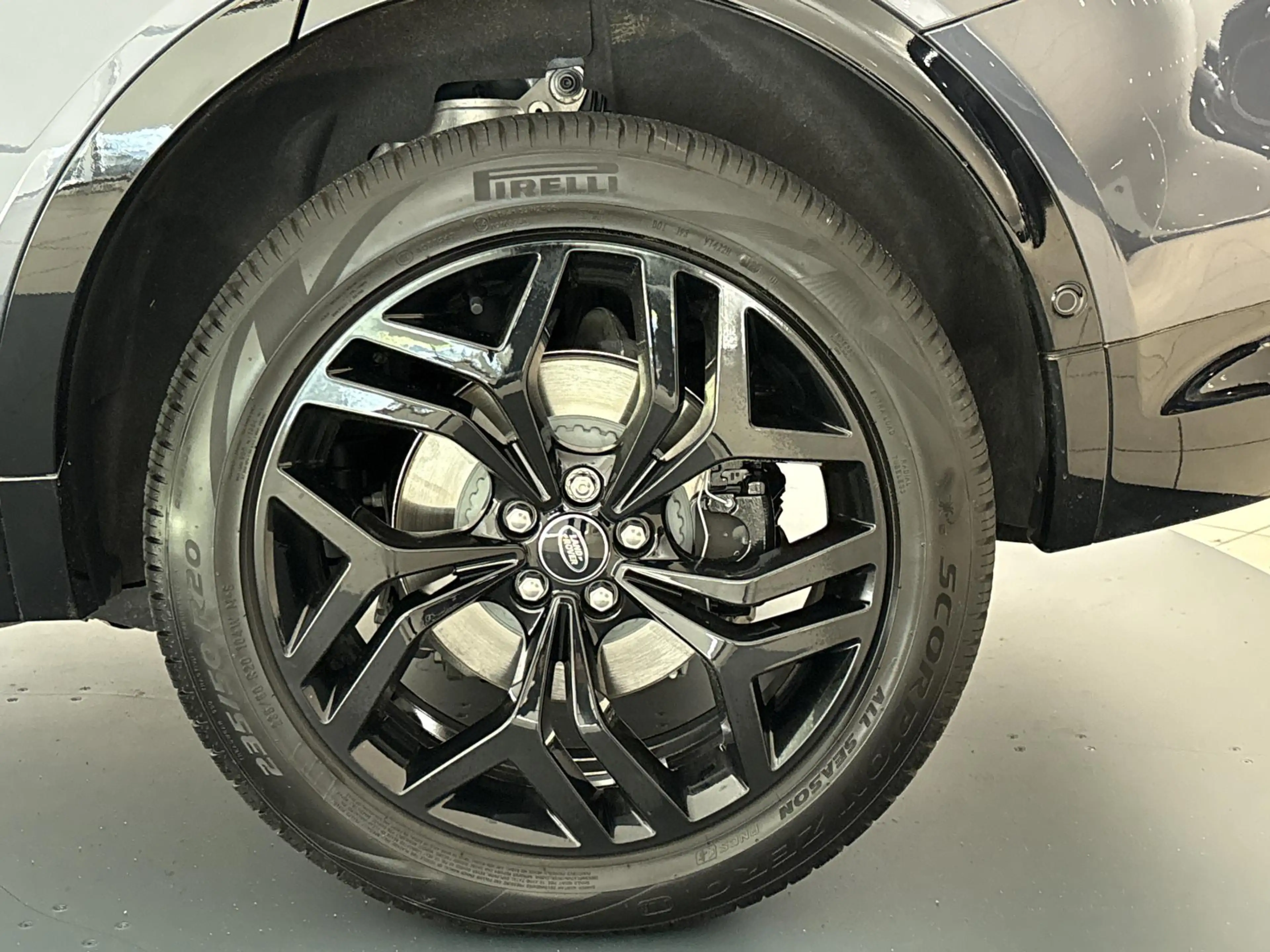 Land Rover Discovery Sport P270e Landmark Edition | Panoramadak | Cold Climat — photo 14