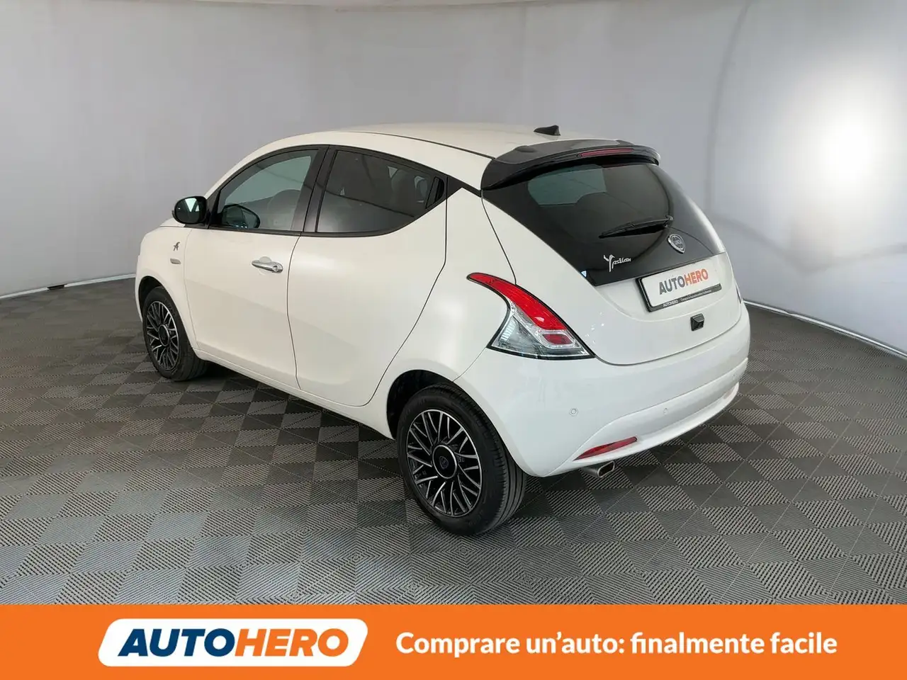 Lancia Ypsilon 2023