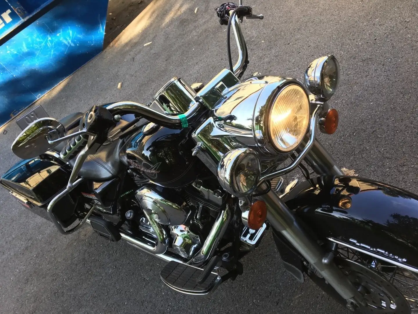 Harley-Davidson Road King crna - 2