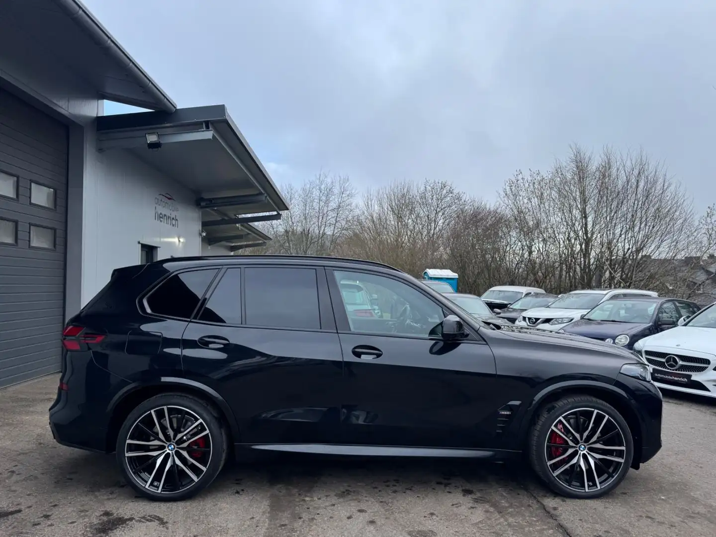 BMW X5 M60 i xDrive,B&W,Alcantara,Pano,AhkMassage,22 Schwarz - 2