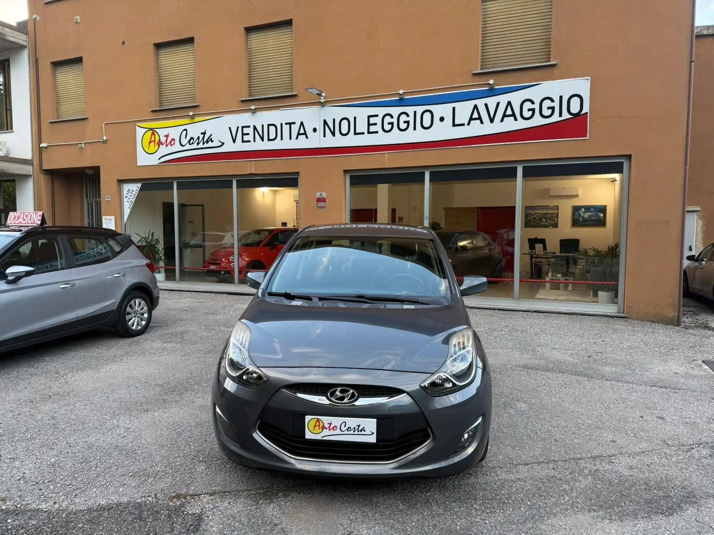 Hyundai iX20 ix20 1.4 crdi Comfort 77cv Grau - 1