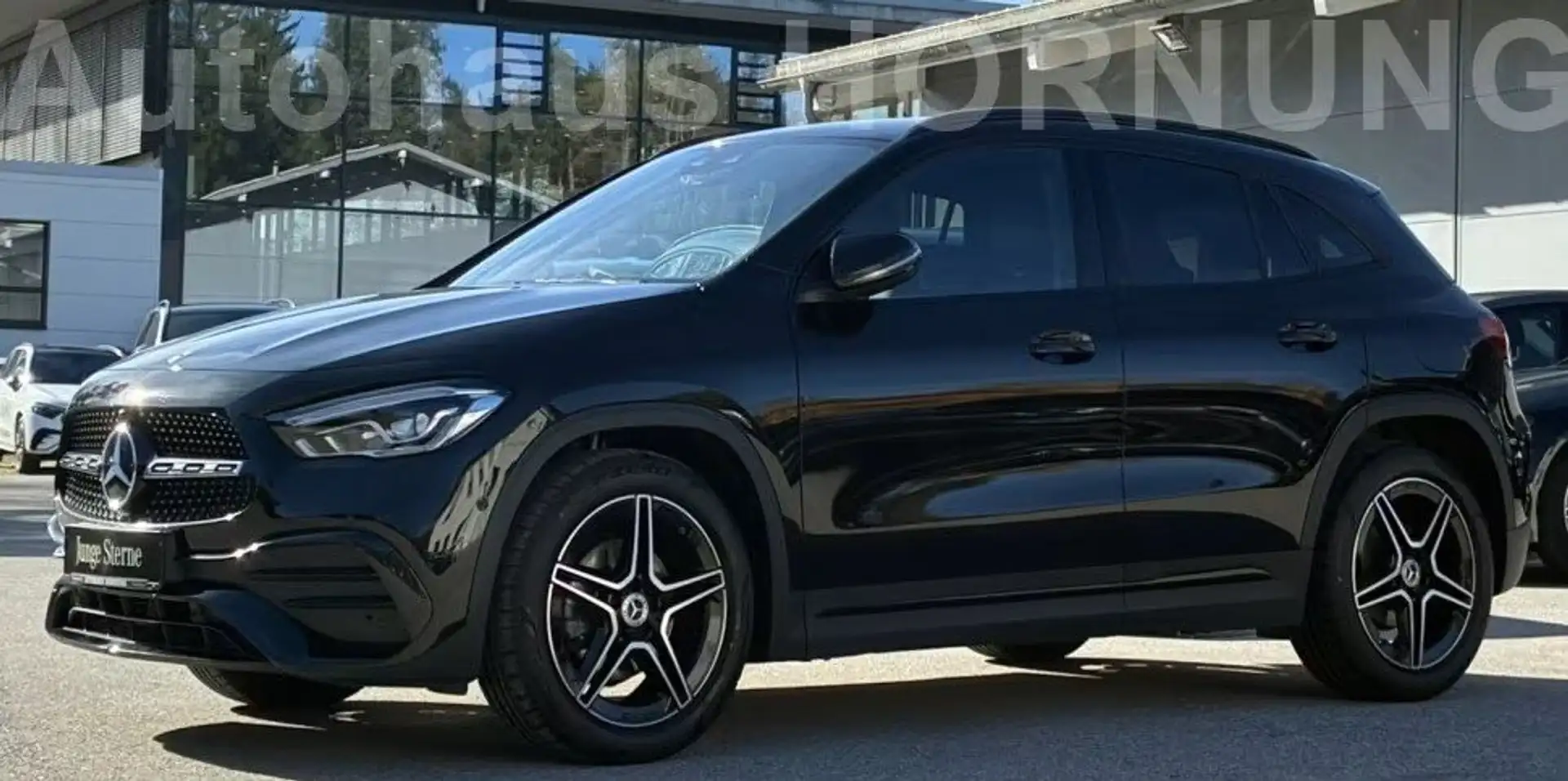 Mercedes-Benz GLA 200 200 Amg auto 2022 163cv Night camera 19" Nero - 1