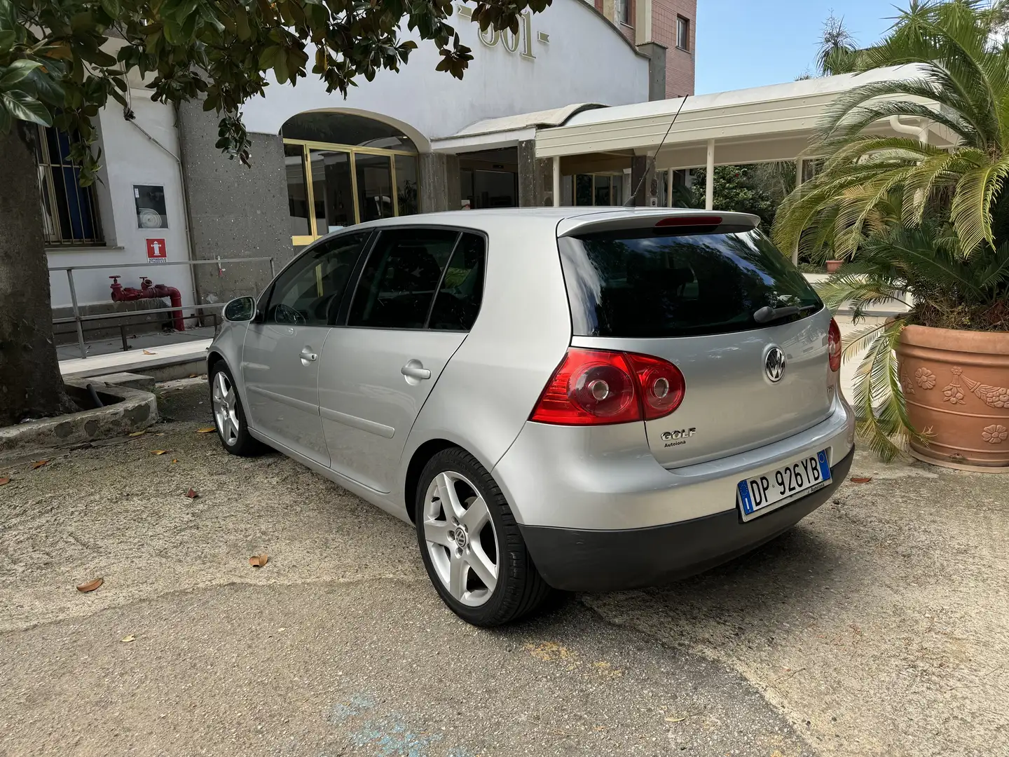 Volkswagen Golf 1.9 TDI GT Sport - 2