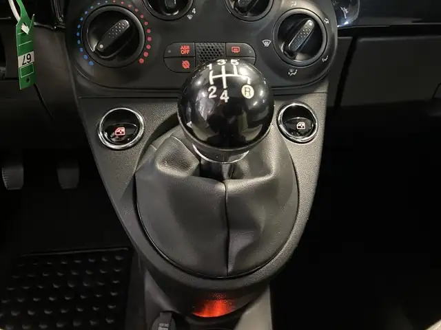 Fiat 500 view 11