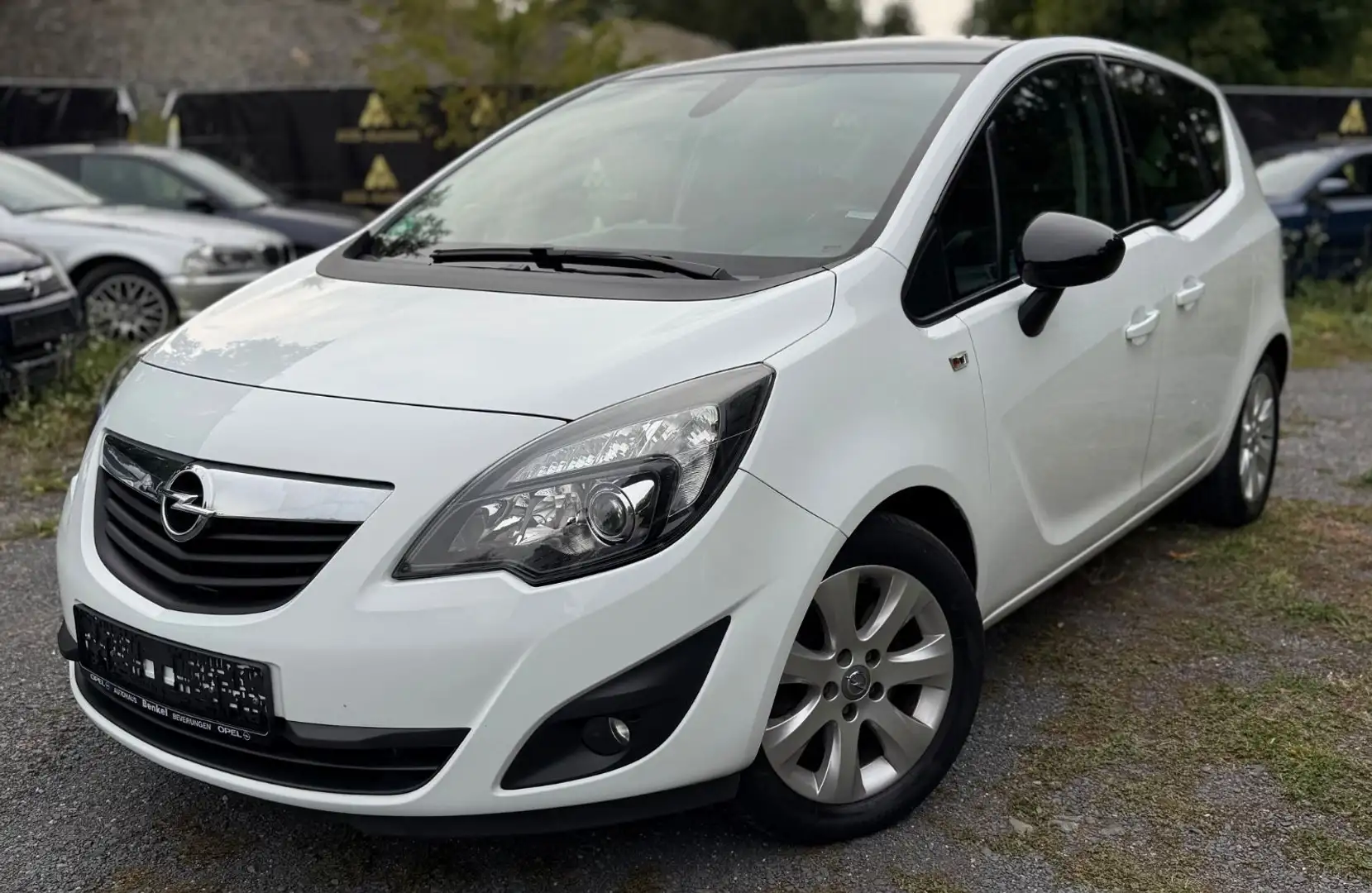 Opel Meriva B Color Edition *XENON*SZH*NAVI*KLIMA*PDC Weiß - 1