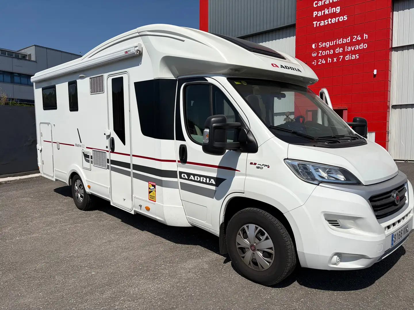 Caravans-Wohnm Adria Adria Matrix M670 SL Weiß - 1
