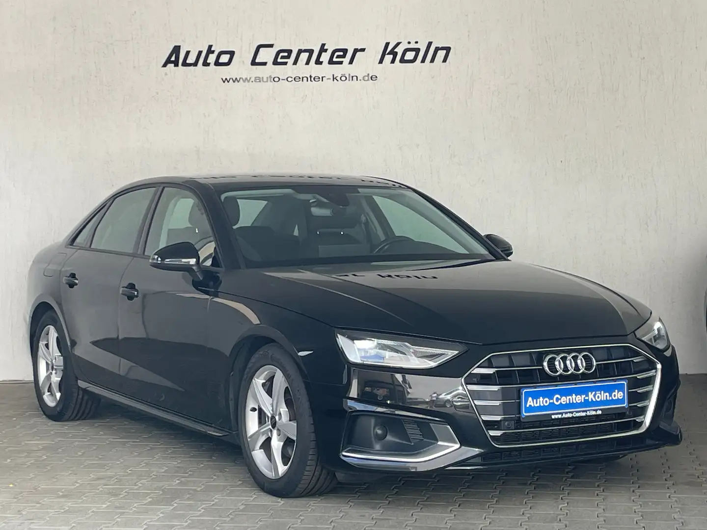 Audi A4 35 TDI advanced Schwarz - 2