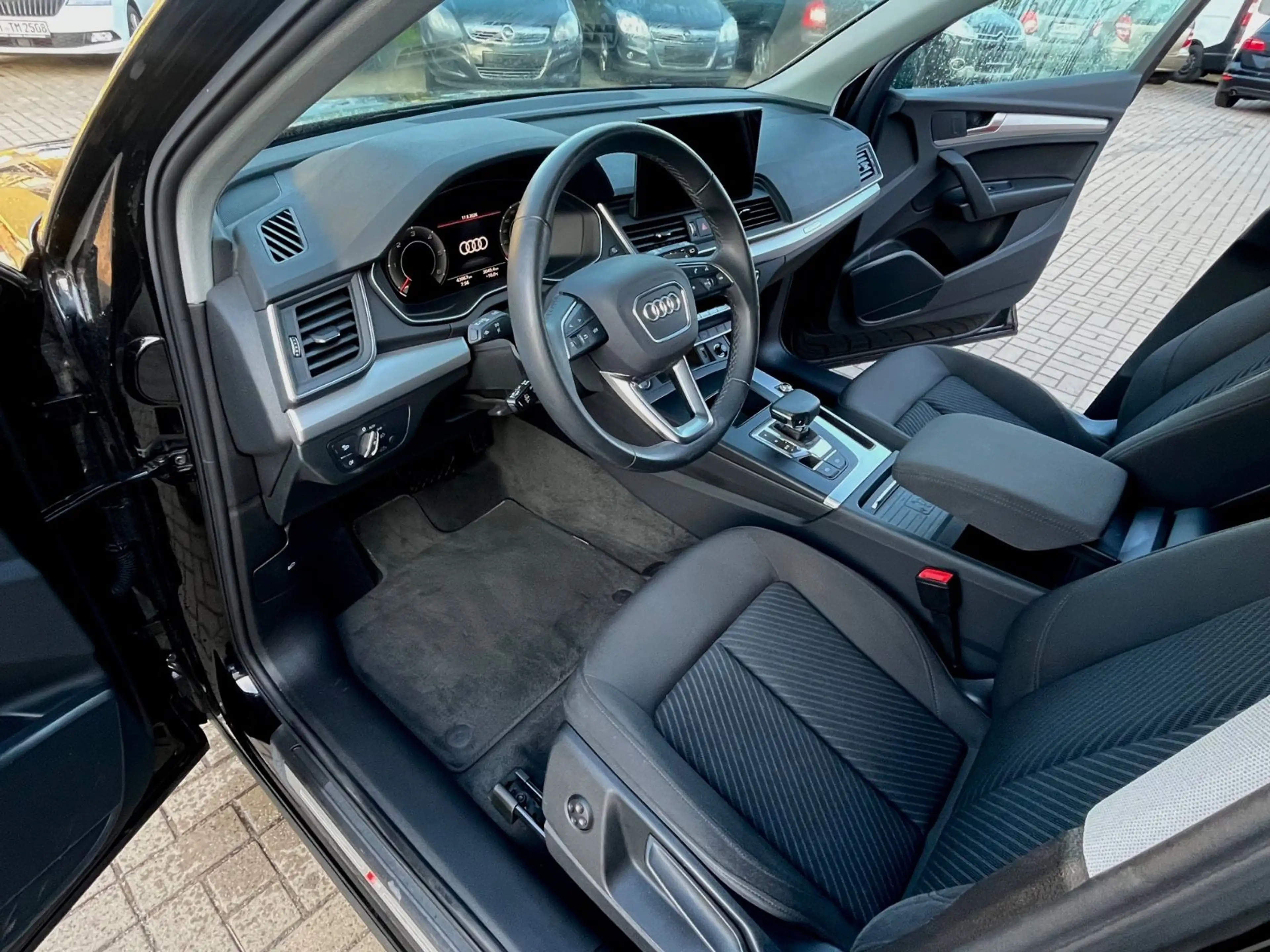 Audi Q5 Sportback 40TDI quattro Sline,AHK,Optik-Paket — photo 7