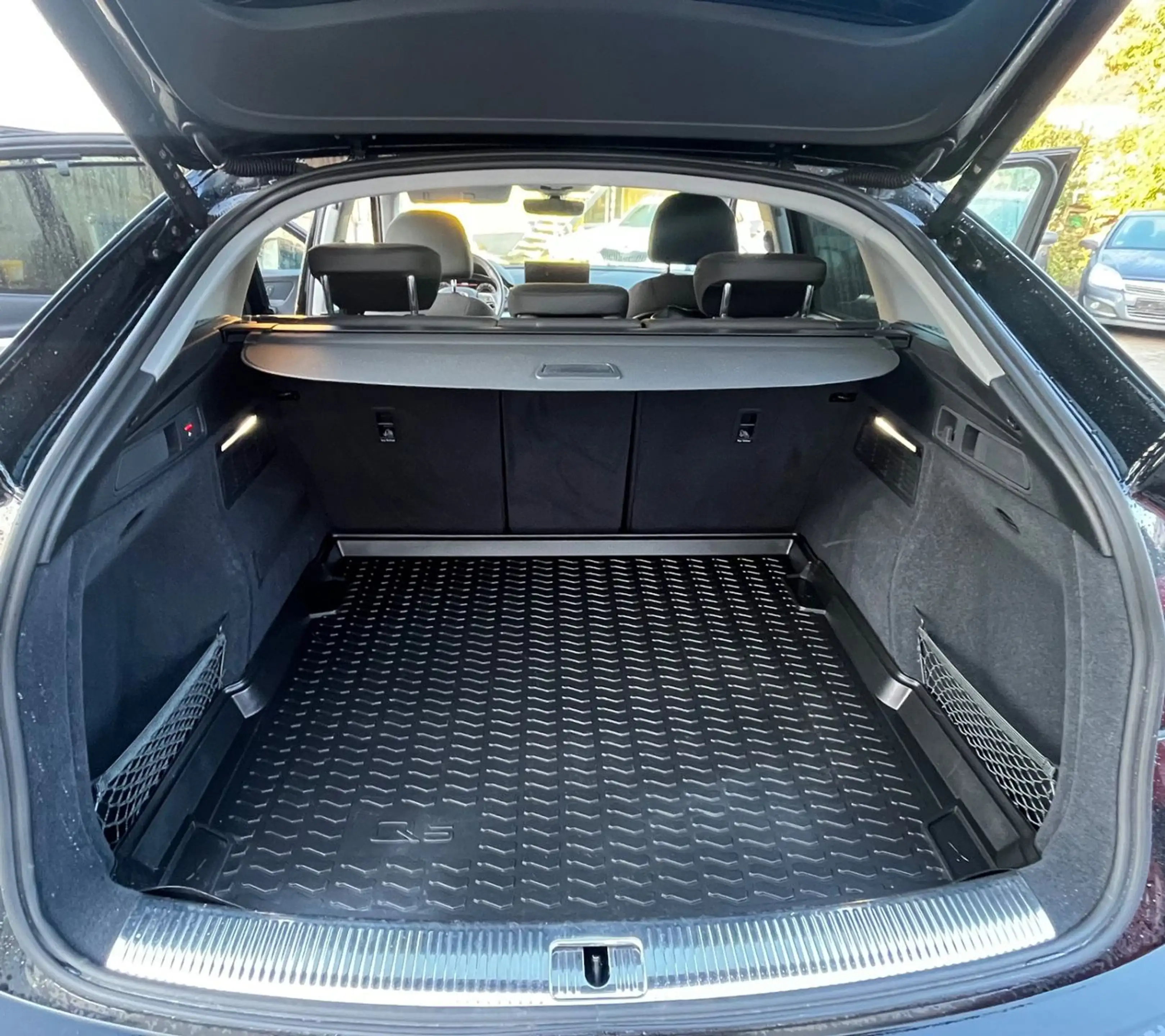 Audi Q5 Sportback 40TDI quattro Sline,AHK,Optik-Paket — photo 12