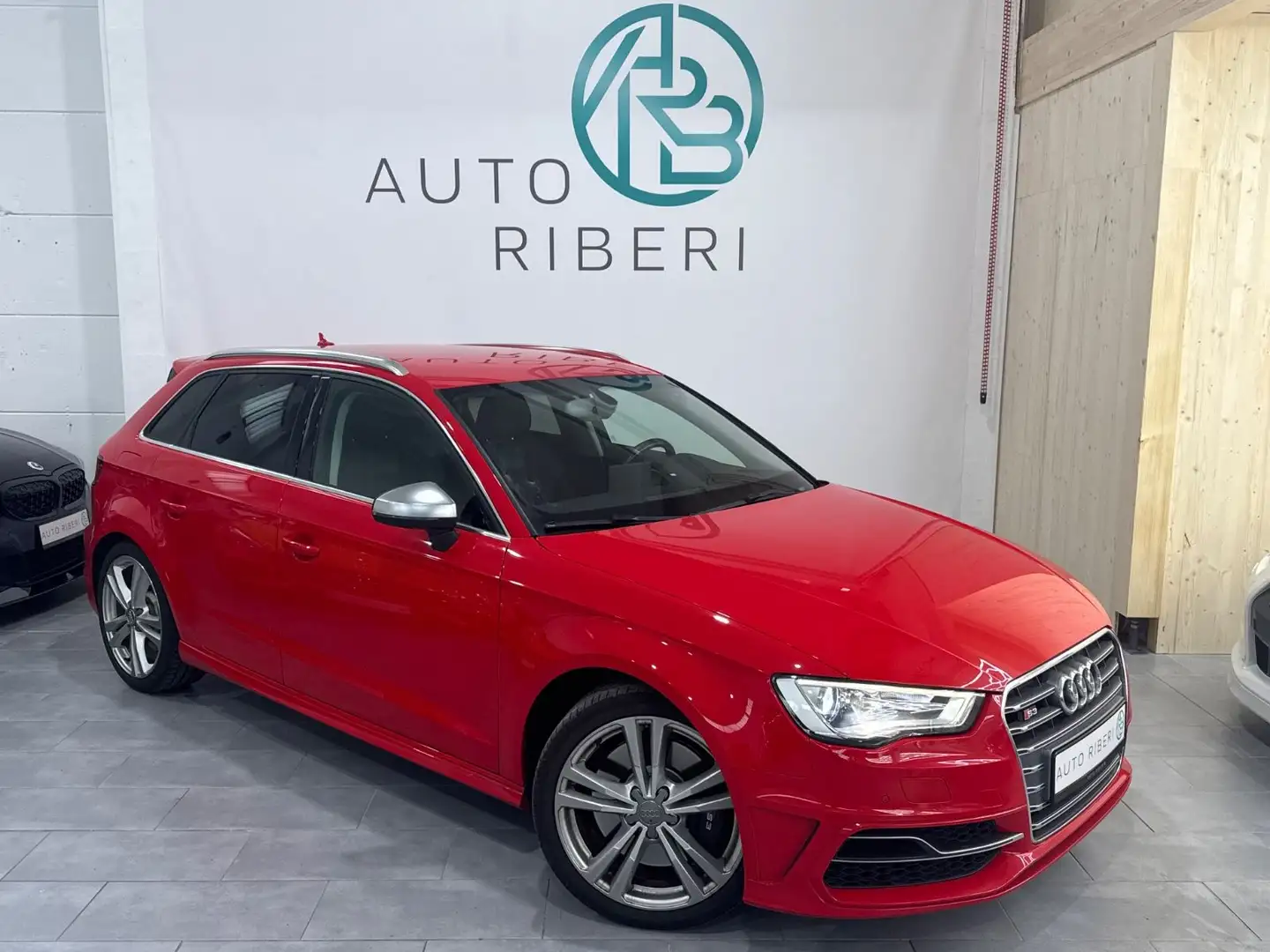 Audi S3 Sportback 2.0 TFSI quattro*Kamera*el.Sitze* Rojo - 1
