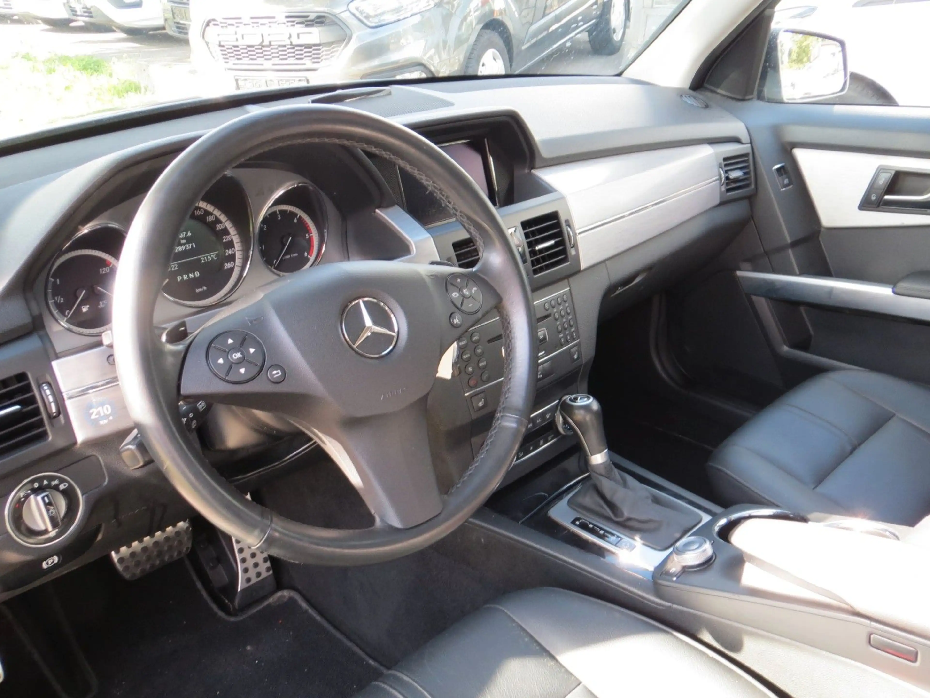 Mercedes-Benz GLK 350 CDI 4Matic Sportpaket*Leder*Pano*Navi* — photo 9