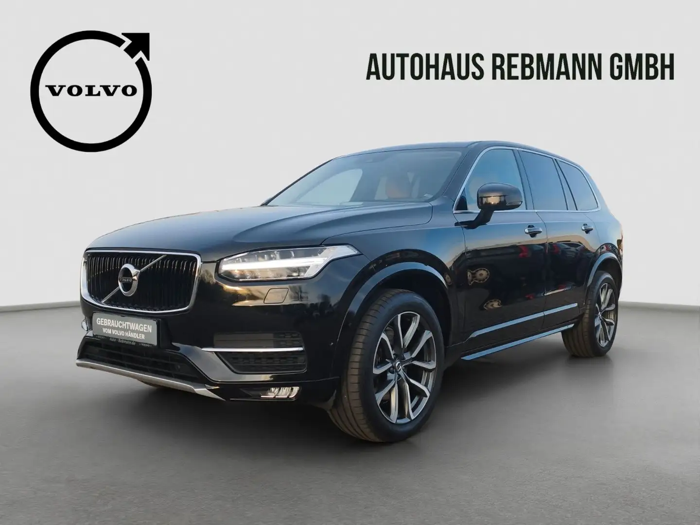 Volvo XC90 D5 Momentum AWD Schwarz - 1
