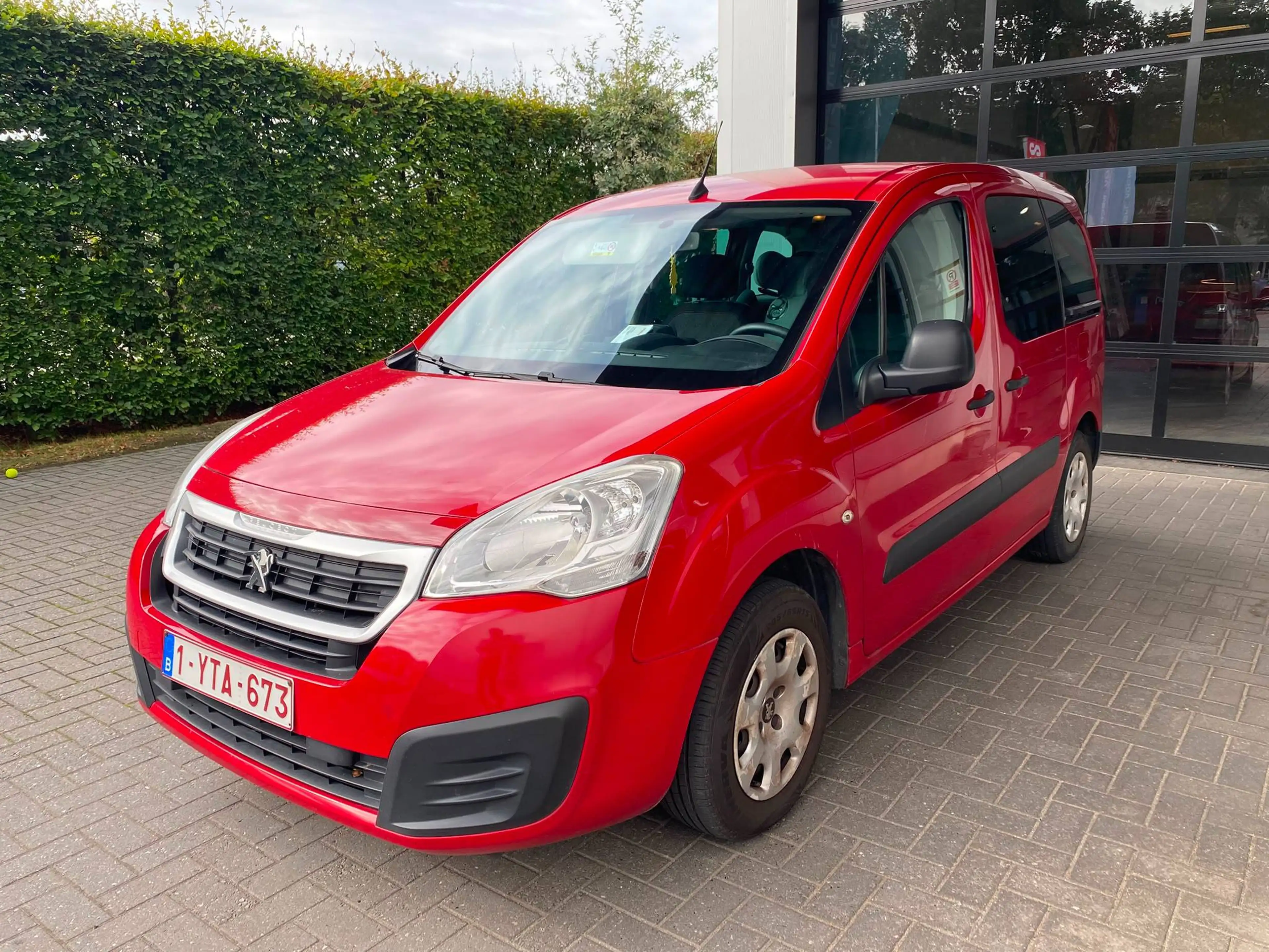 Peugeot Partner Partner 1.2 PureTech Active S — photo 3