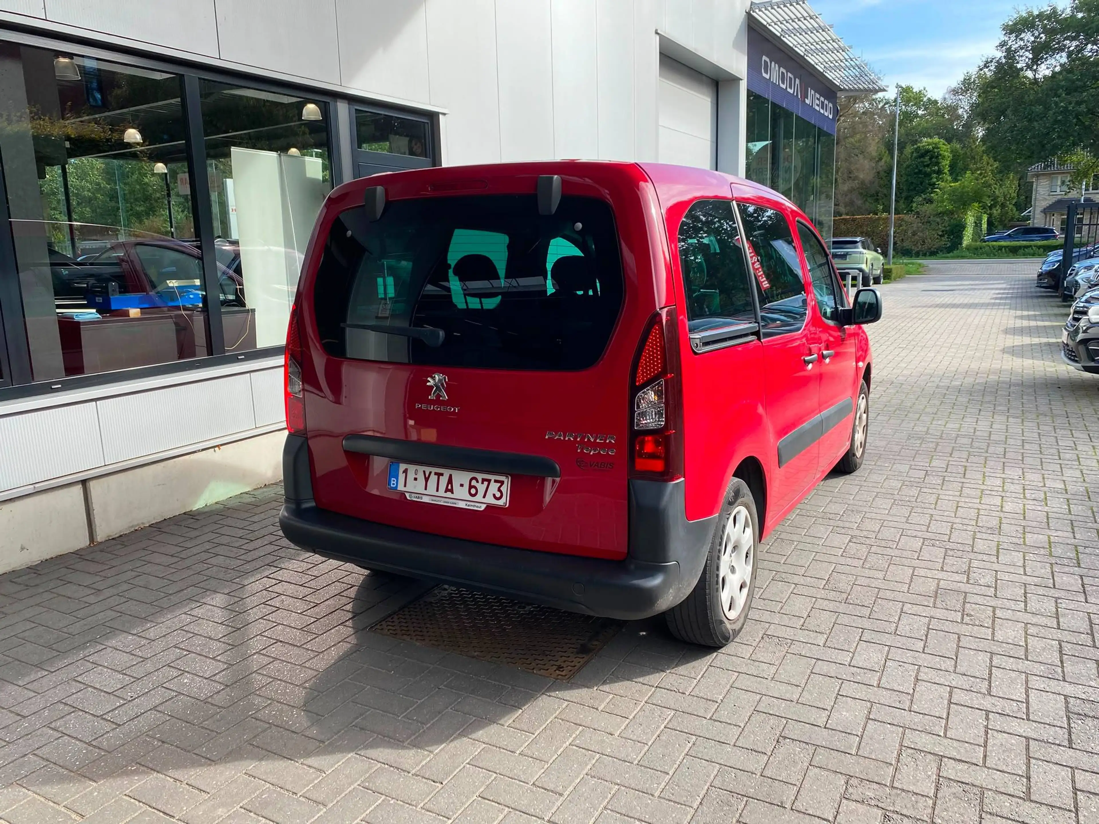 Peugeot Partner Partner 1.2 PureTech Active S — photo 6