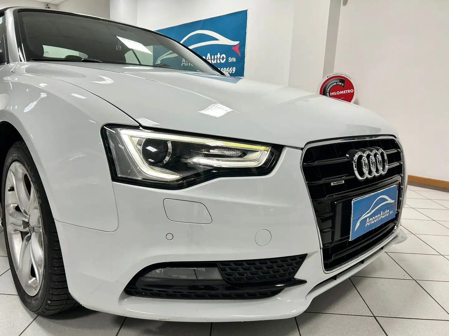 Audi A5 A5 Cabrio 3.0 V6 tdi Business quattro 245cv Wit - 2