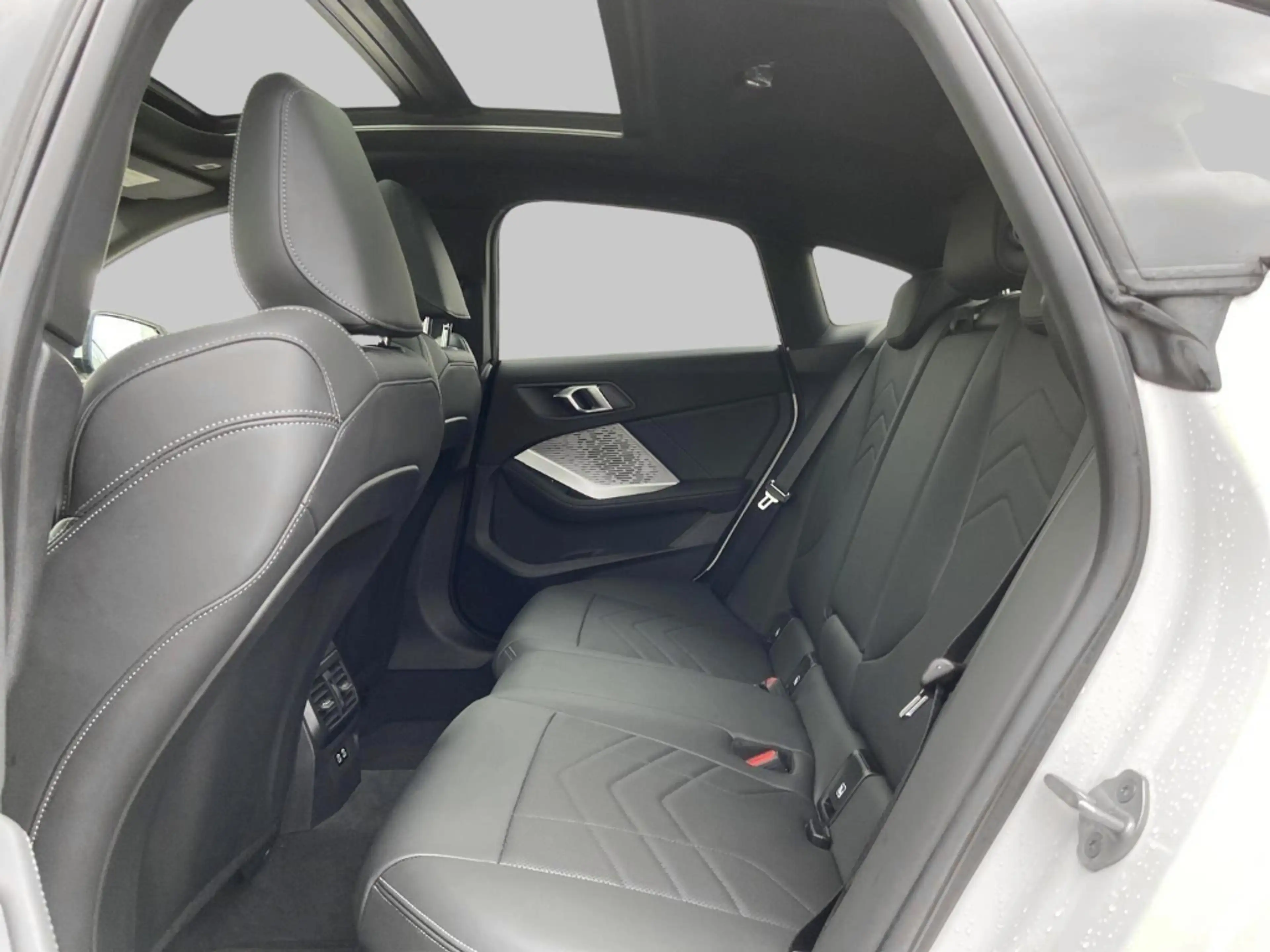 BMW 220 Gran Coupe Sportpaket HUD AD El. Panodach Panorama — photo 8