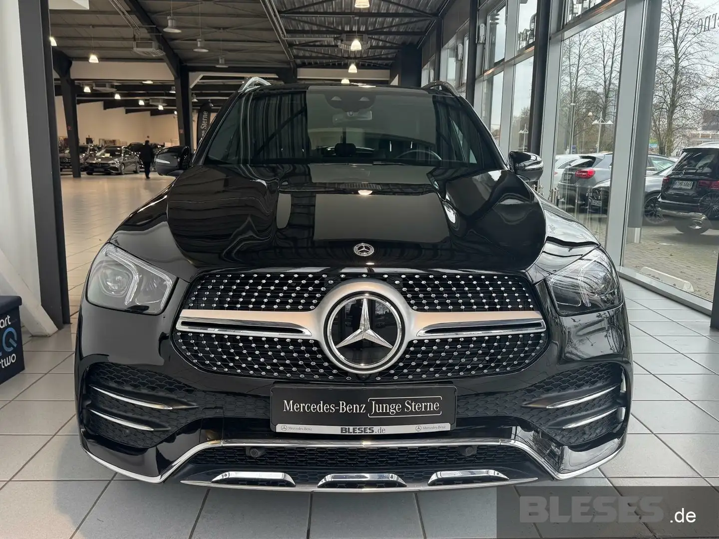 Mercedes-Benz GLE 350 GLE 350 de 4M AMG Pano+AHK+360+Airmatic+Distronic+Sound Schwarz - 2