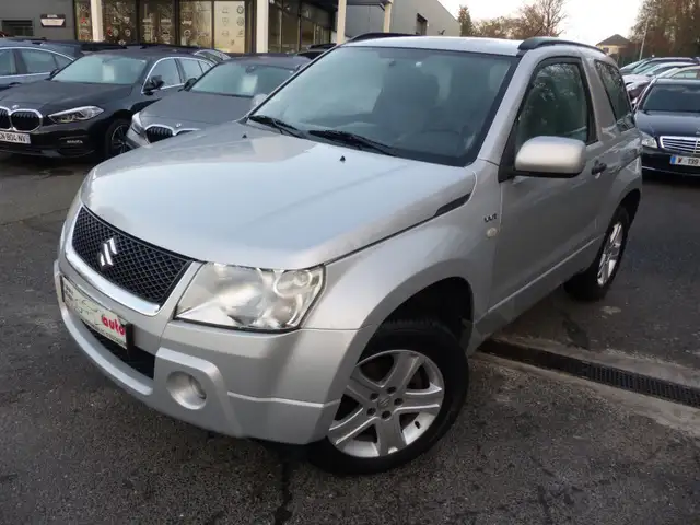 Suzuki Grand Vitara 1.6 VVT PACK 3P