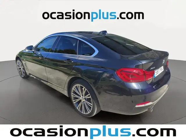 BMW 4 Series view 3