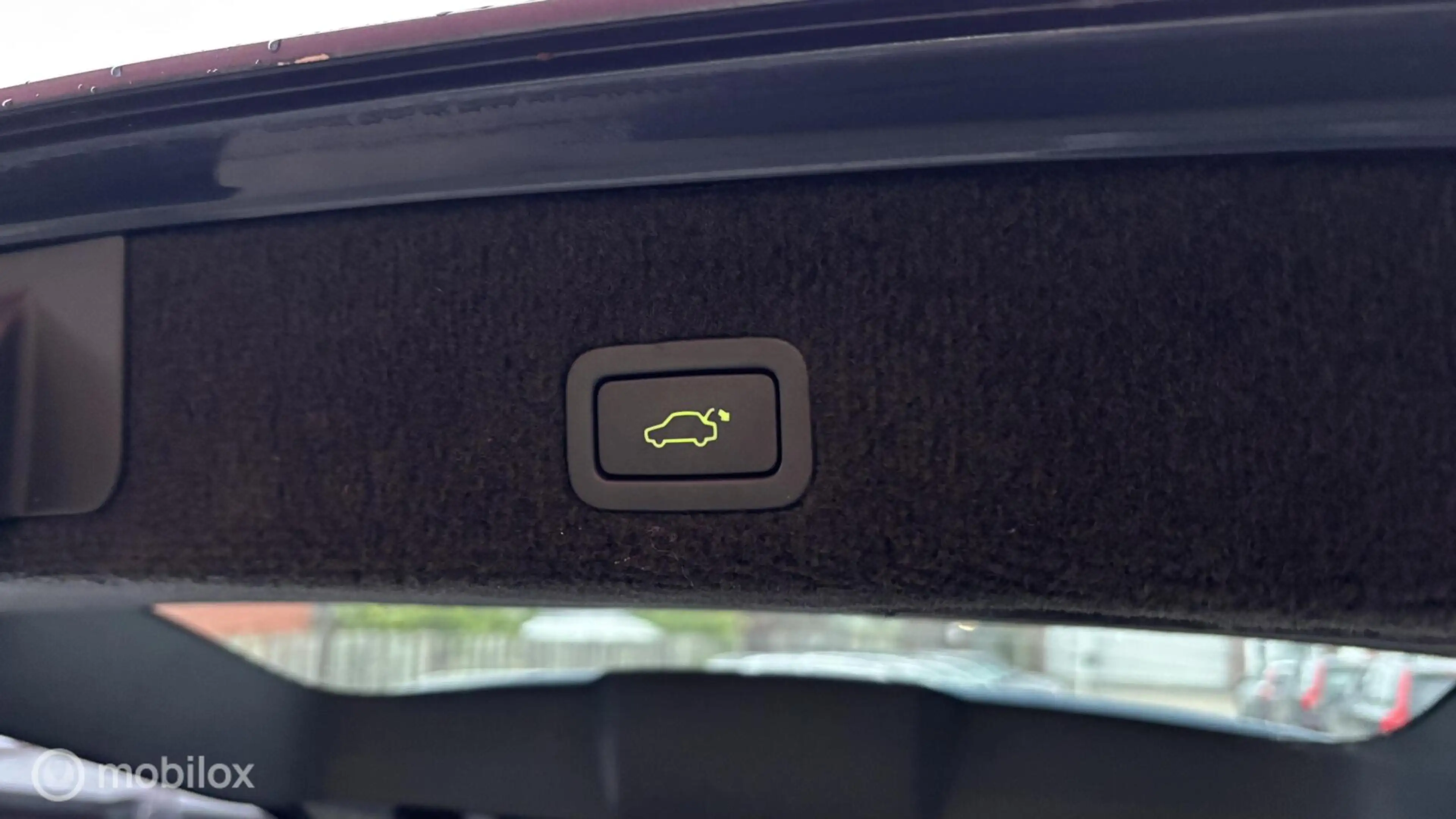Volvo V70 2.5T Momentum NL-AUTO / DEALER HISTORIE — photo 12