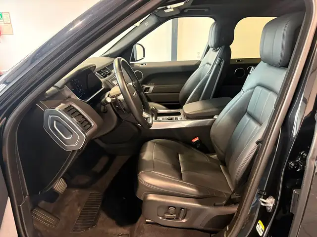 Land Rover Range Rover Sport view 8