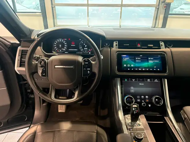 Land Rover Range Rover Sport view 9