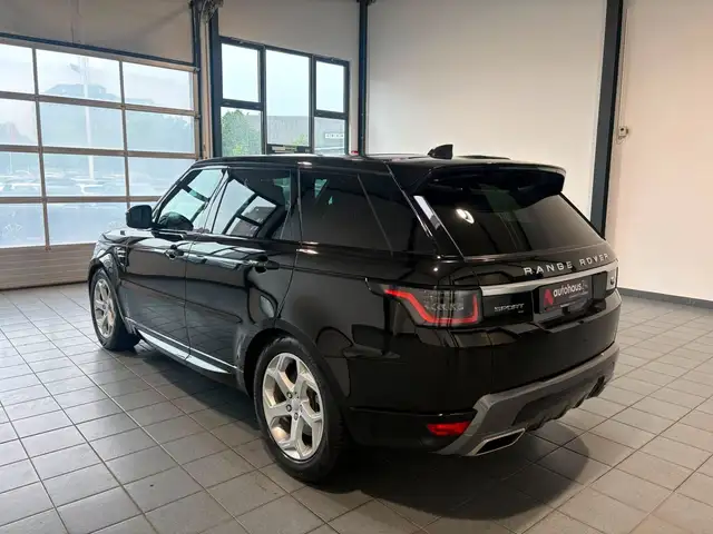 Land Rover Range Rover Sport view 4