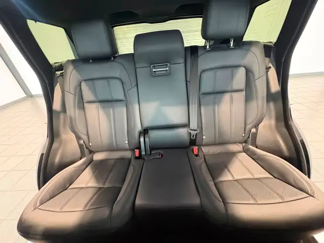 Land Rover Range Rover Sport view 14