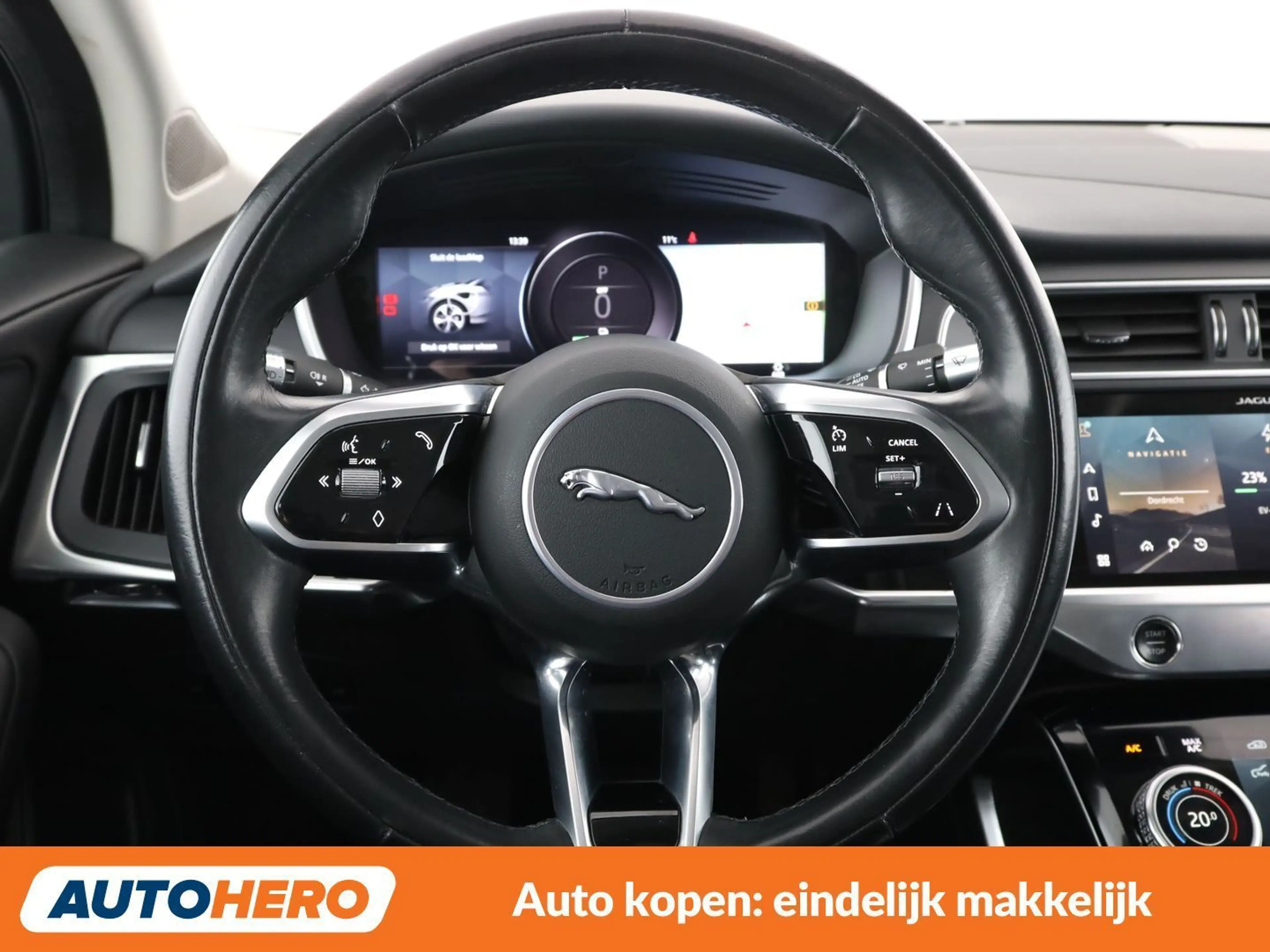 Jaguar I-Pace EV320 SE — photo 13