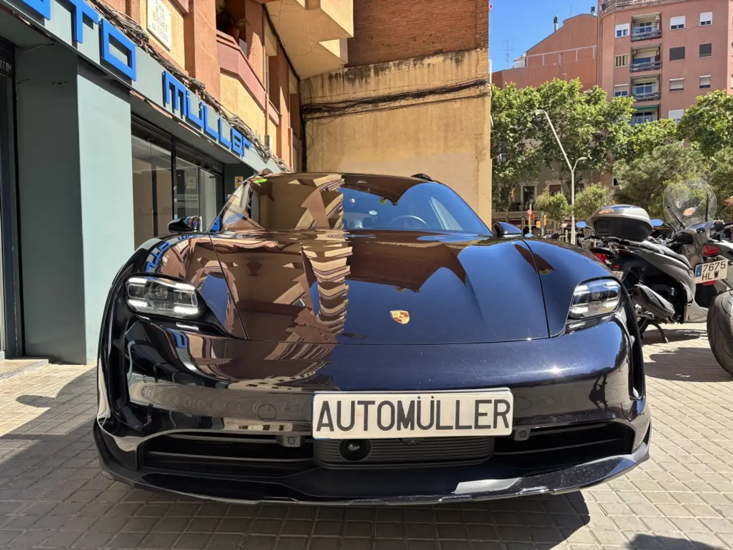 Porsche Taycan Familiar Automático de 4 Puertas Negro - 2