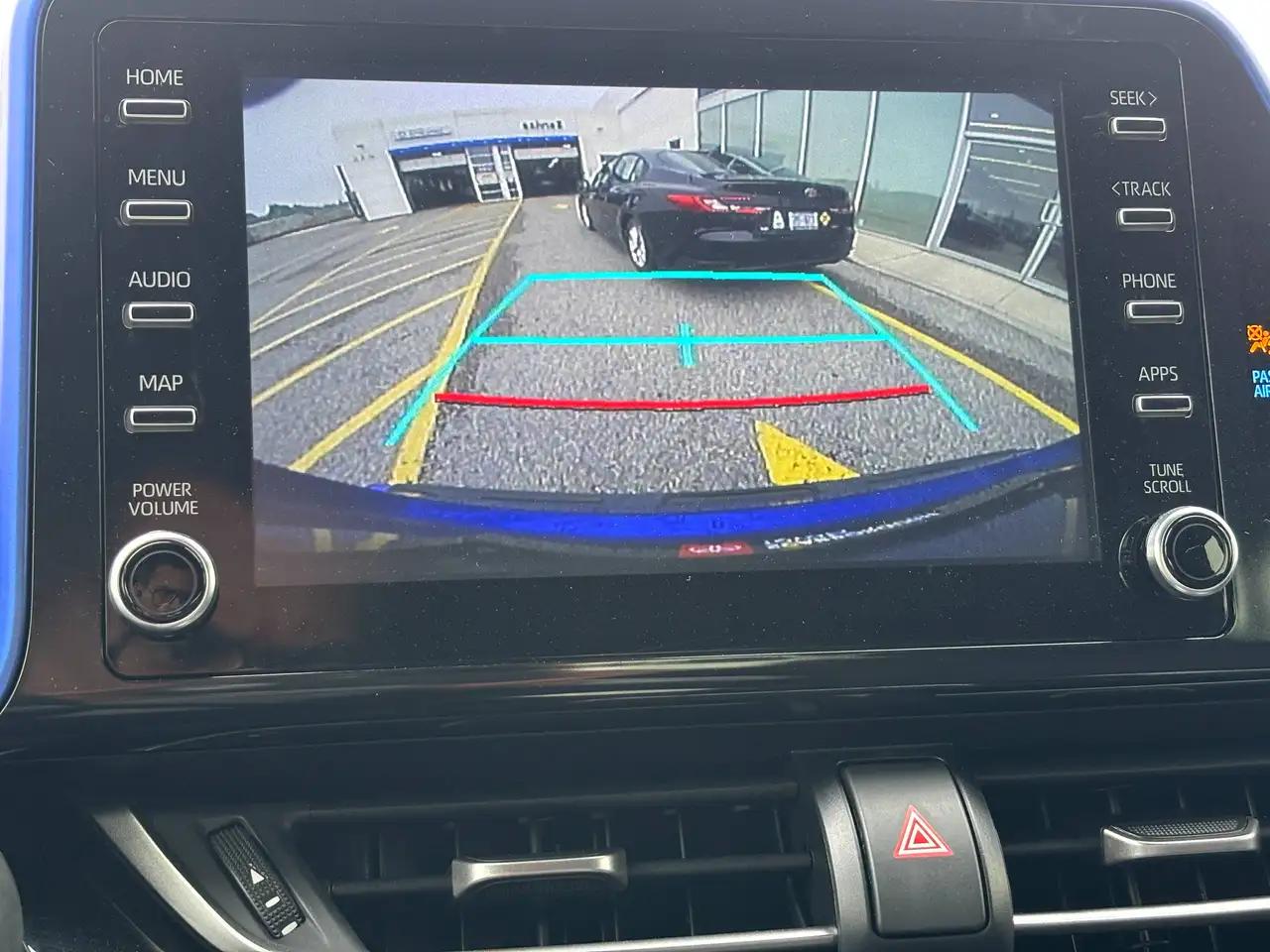 Toyota C-HR снимка Toyota C-HR