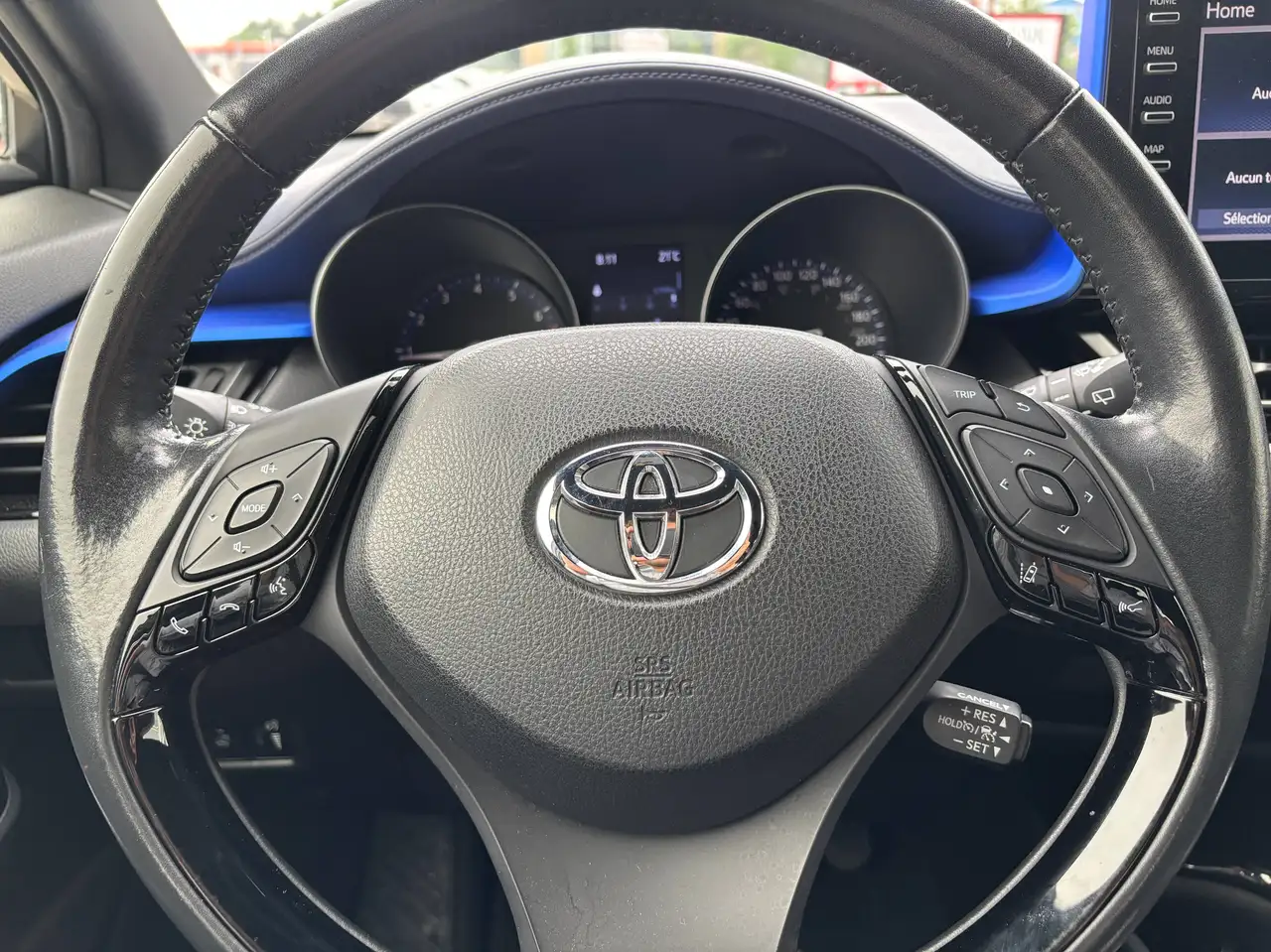 Toyota C-HR снимка Toyota C-HR