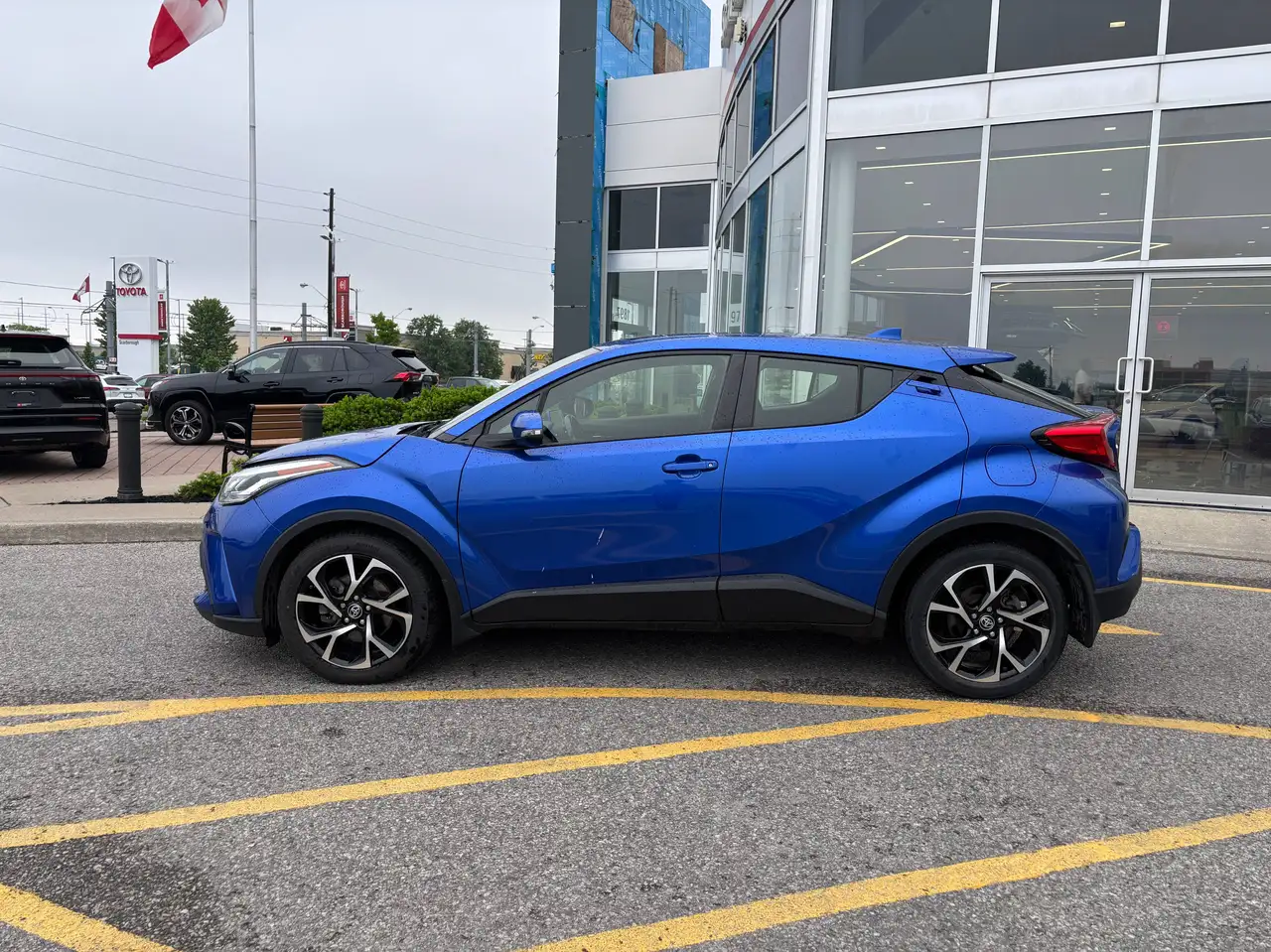 Toyota C-HR снимка Toyota C-HR