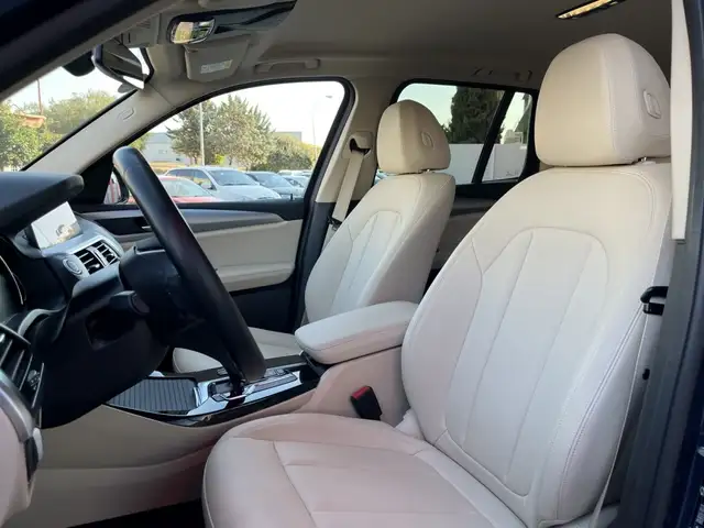 BMW X3 view 15
