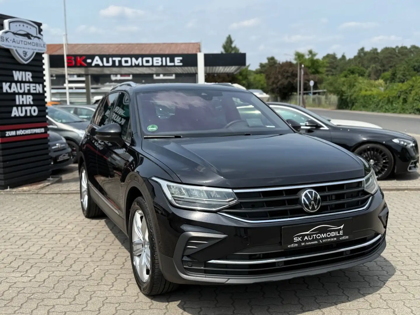 Volkswagen Tiguan Active 1.HAND-ACC-HUD-VIRTUAL-HUD-RFK-AHK Schwarz - 1