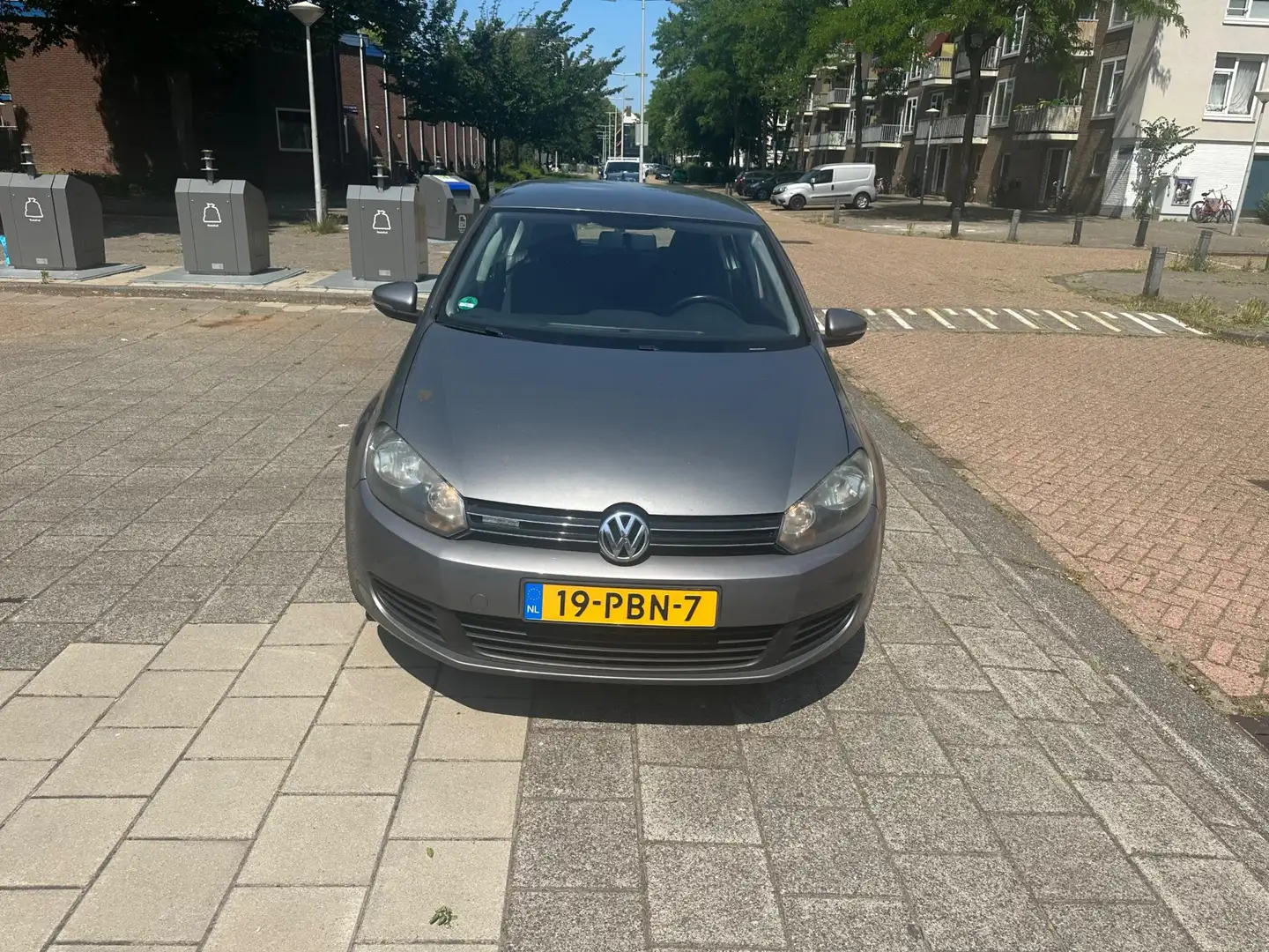Volkswagen Golf 1.2 TSI Comfortline BlueMotion 1-eigenaar Grigio - 2