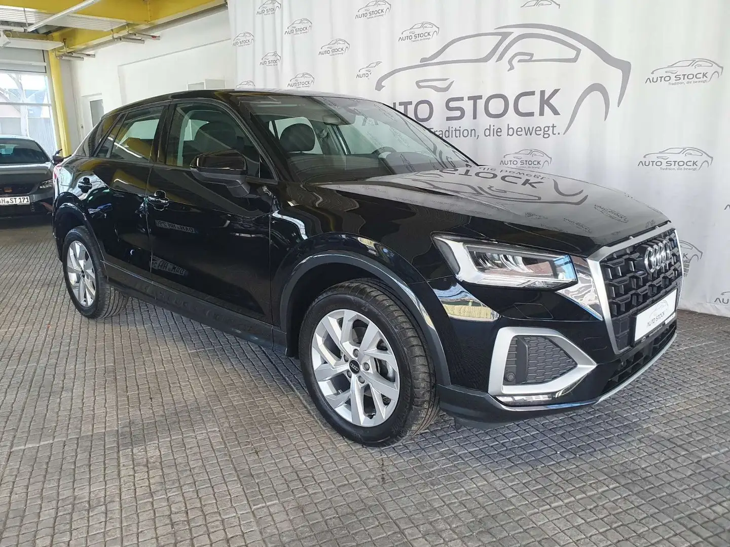 Audi Q2 35 TFSI advanced LED PDC ACC Sitzheizung Nero - 1