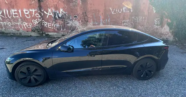 Tesla Model 3 Model 3 2023 Premium rwd