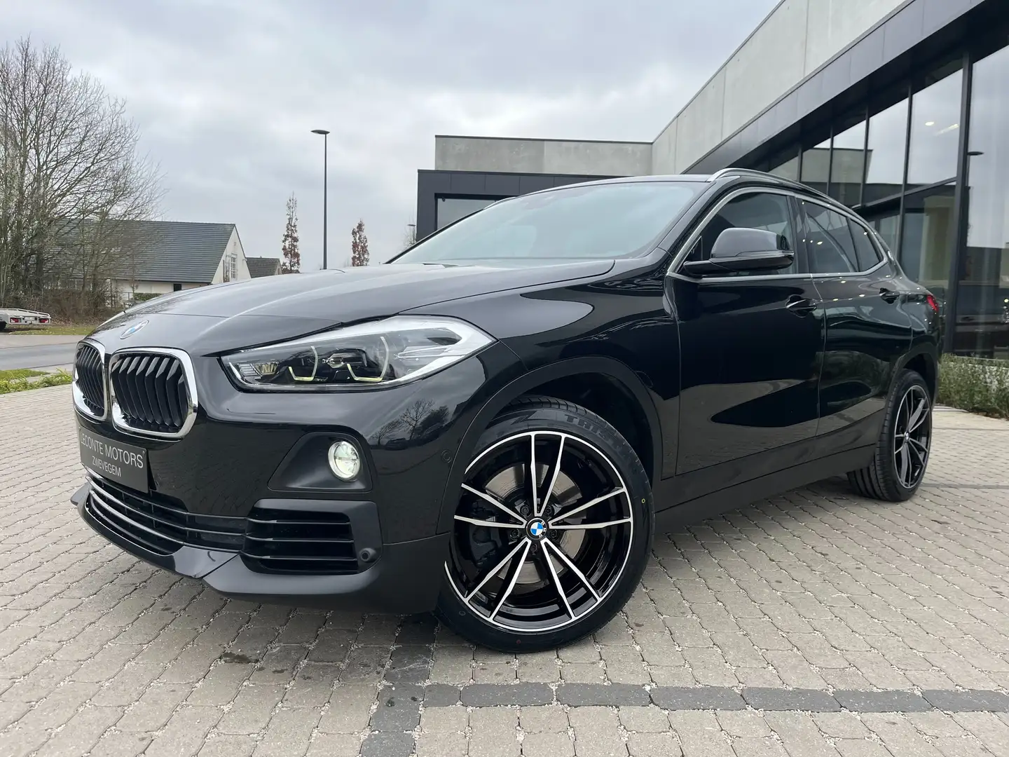 BMW X2 2.0iA sDrive20 Full-LED/HUD/Camera/Sportzetels/... Zwart - 2