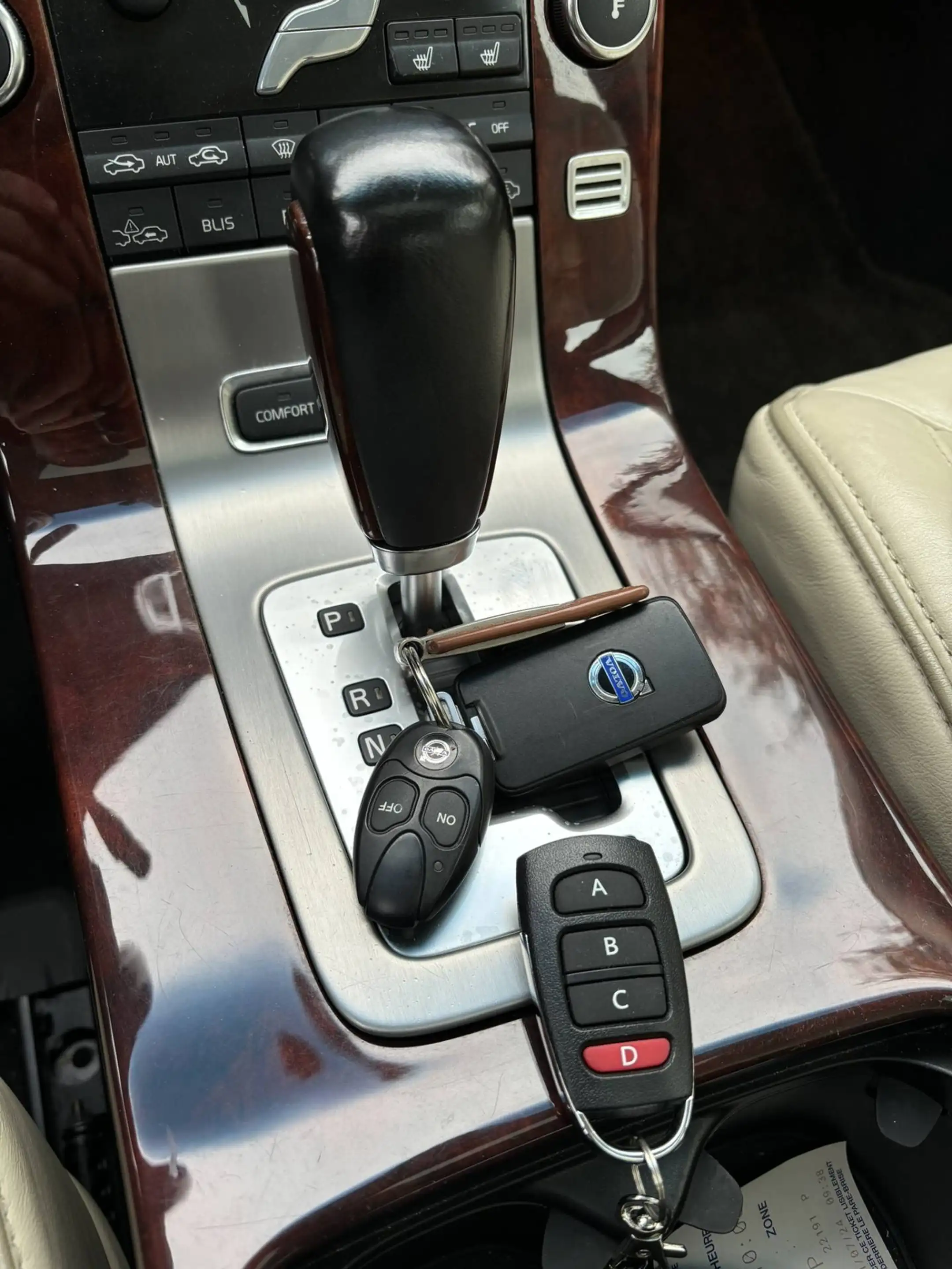 Volvo S80 4.4 V8 AWD Executive ACC Standkachel Model 14 ombo — photo 11