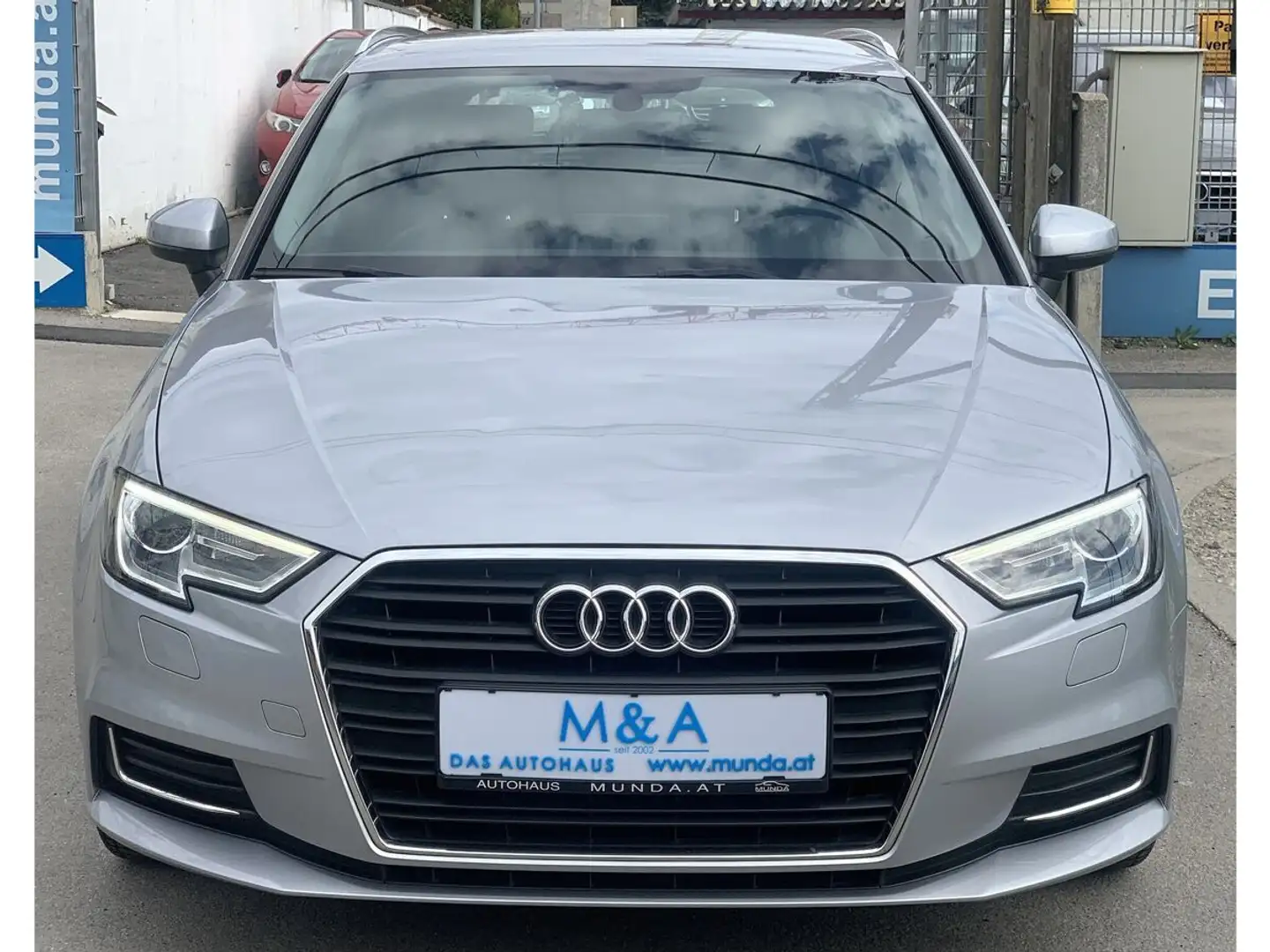 Audi A3 1.0 TFSI Design*Automatik*GARANTIE Gris - 2