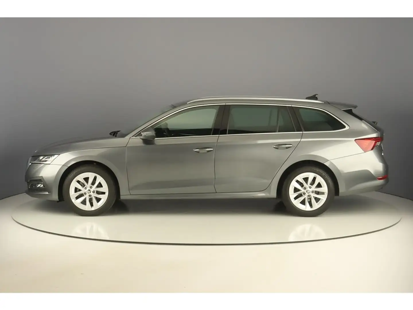 Skoda Octavia Combi 1.0TSi eTec 110pk DSG Clever Gris - 2