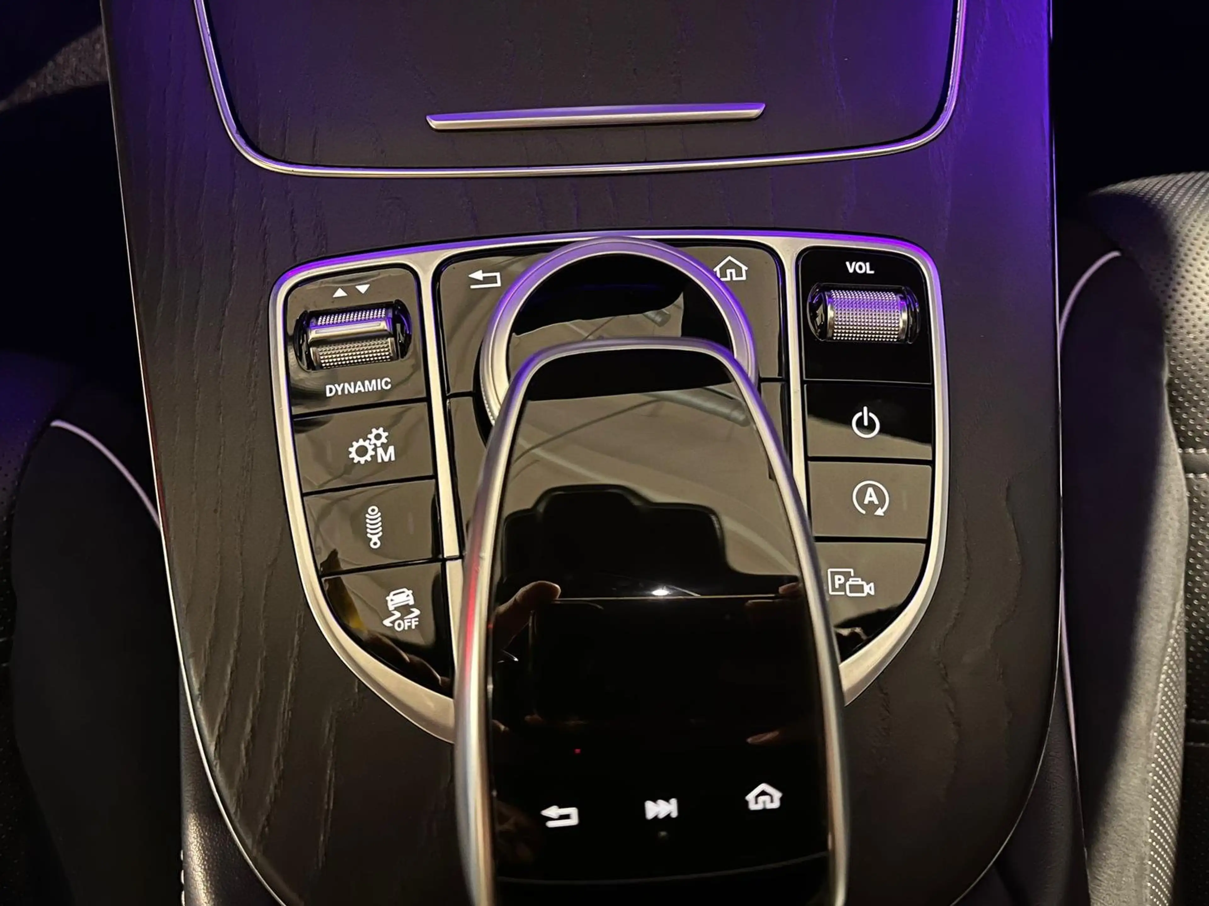 Mercedes-Benz E 63 AMG S 4Matic+ Pano Burmester Night 360 HEAD-UP-DISPLAY — photo 9