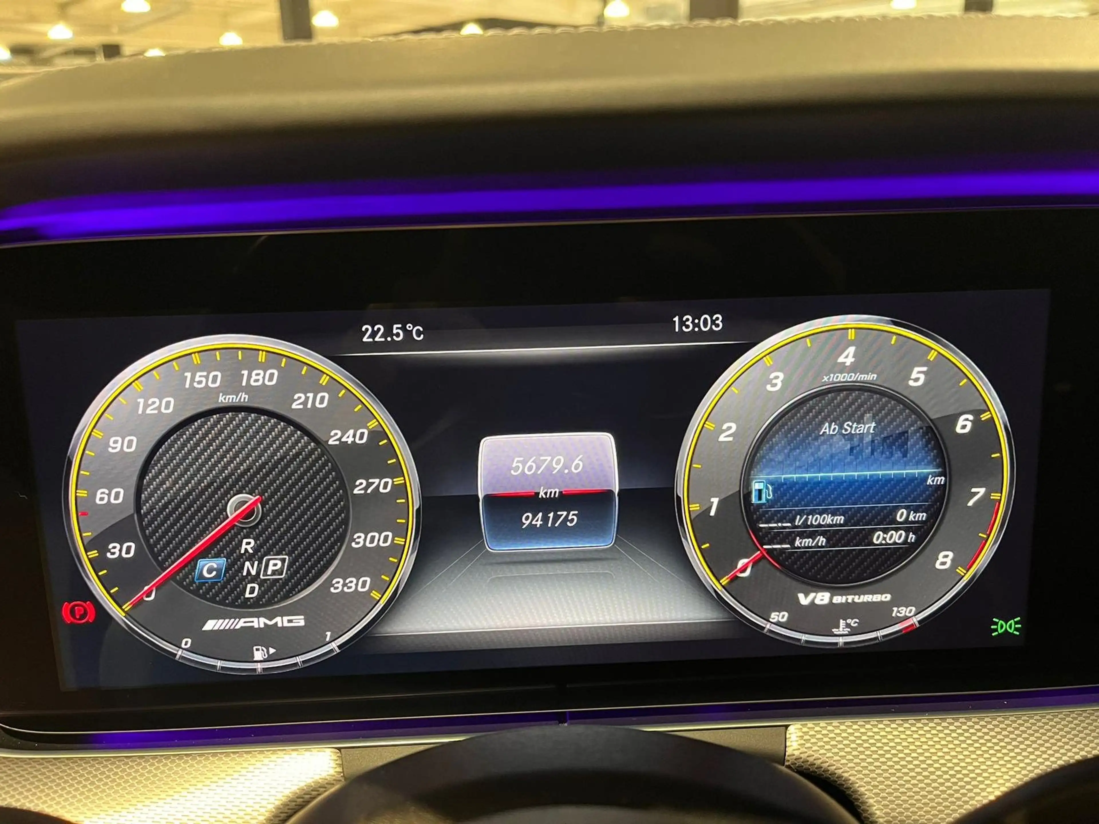 Mercedes-Benz E 63 AMG S 4Matic+ Pano Burmester Night 360 HEAD-UP-DISPLAY — photo 4